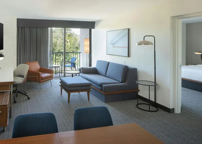 Courtyard By Marriott Fort Lauderdale East / Lauderdale-By-The-Sea